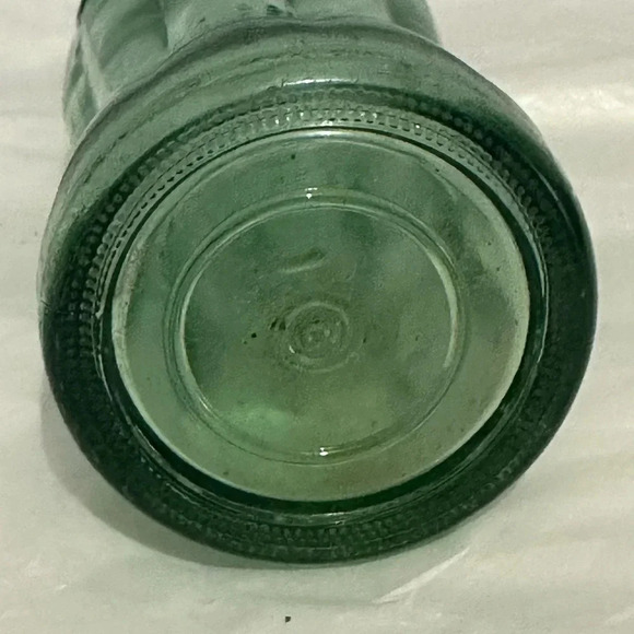 Vintage 1959 60 Coca Cola Green Glass Bottle - Picture 3 of 3